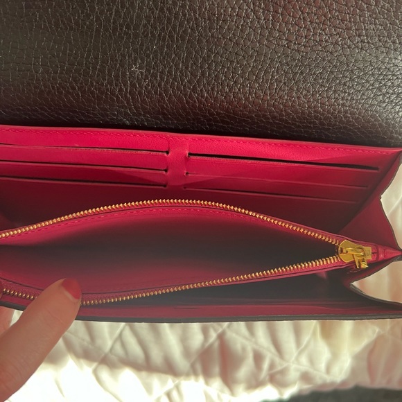 Louis Vuitton Capucined Wallet - Picture 7 of 10